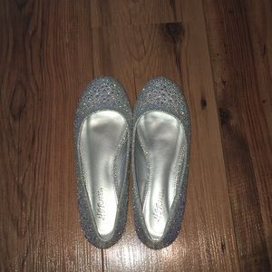 Sparkly dress shoes